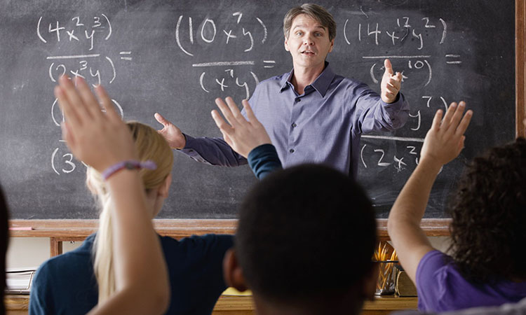 تدریس ریاضی توسط معلم با تجربه